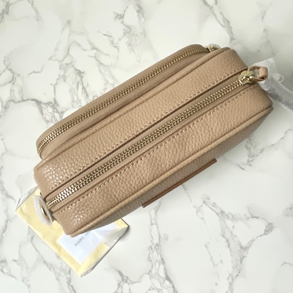 ❌SOLD ❌ New Marc Jacobs The Crossbody Bag Tan - Picture 7 of 11